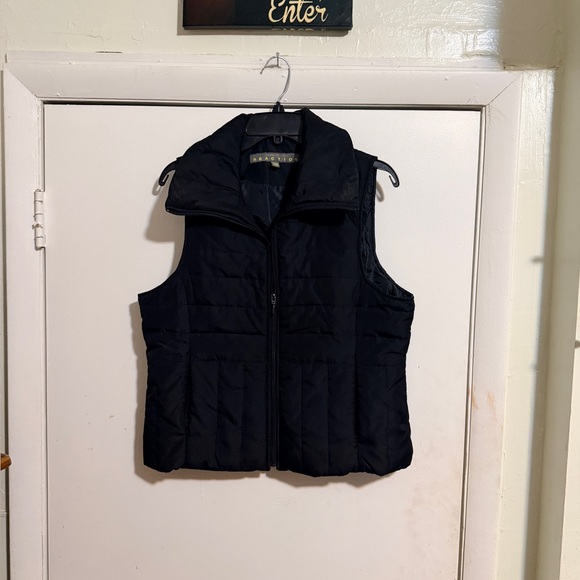 Kenneth Cole Reaction Jackets & Blazers - Kenneth Cole Reaction Quilted Black Vest